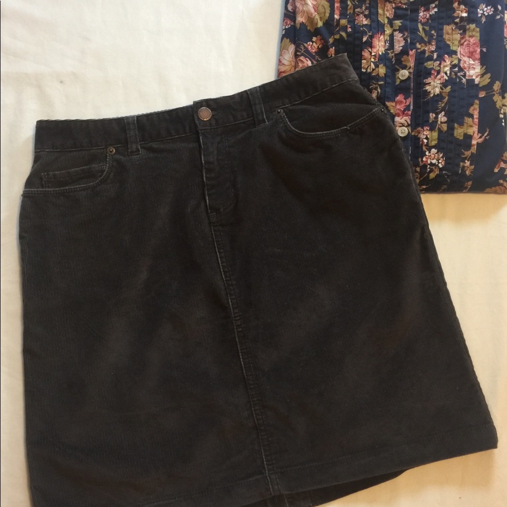 LL Bean corduroy Favorite Fit pencil skirt,